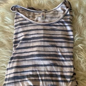 Striped LuLaRoe Perfect T - Size S